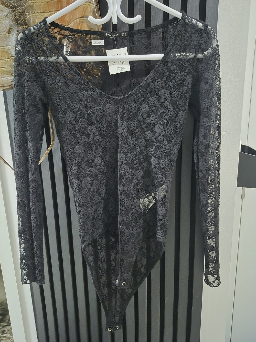 stradivarius Black Lace Long-Sleeve Bodysuit